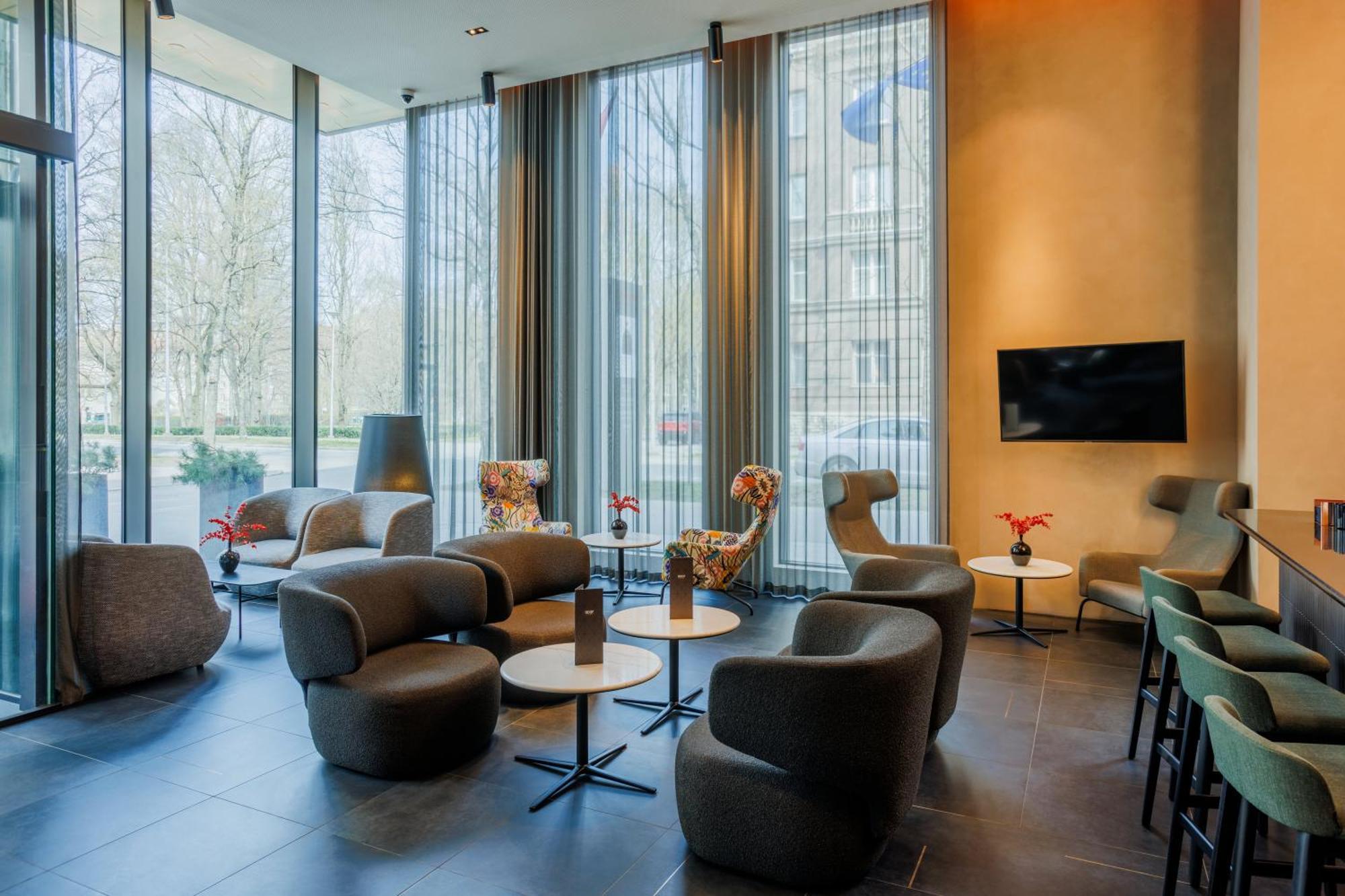 Movenpick Hotel Tallinn Exteriör bild